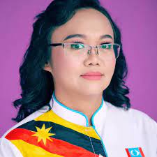 Foto individu: Iana anak Akam