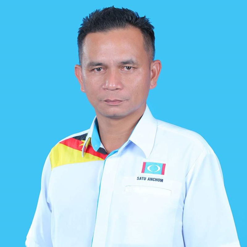 Foto individu: Satu anak Anchom